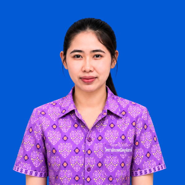 นางสาวปุณยนุช เมฆเขียว