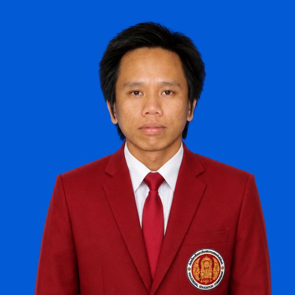 นายปรัชญา โพธี