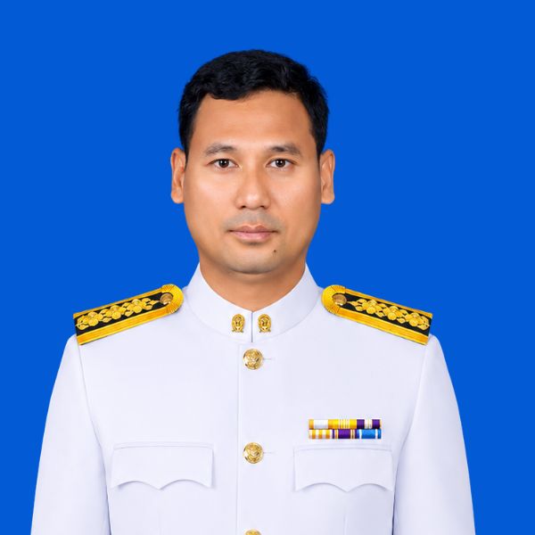 นายมงคลชัย จิตรสมัย