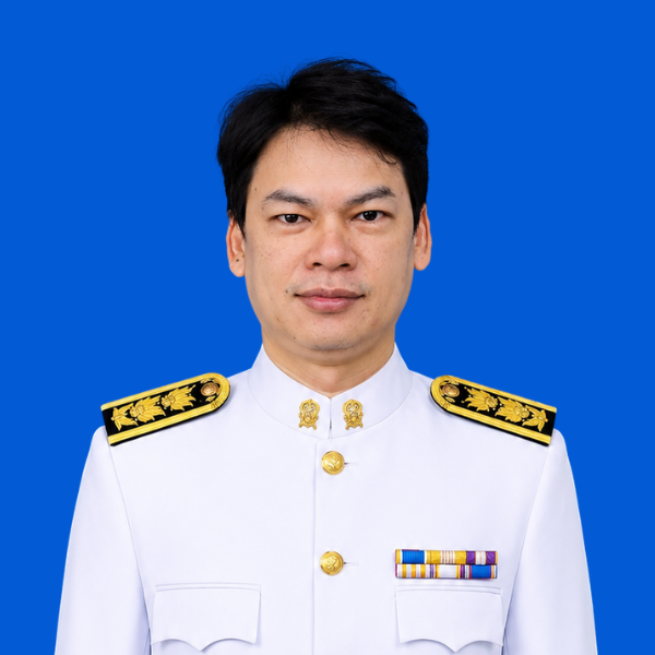 นายวสุศักดิ์ ชุรินทร