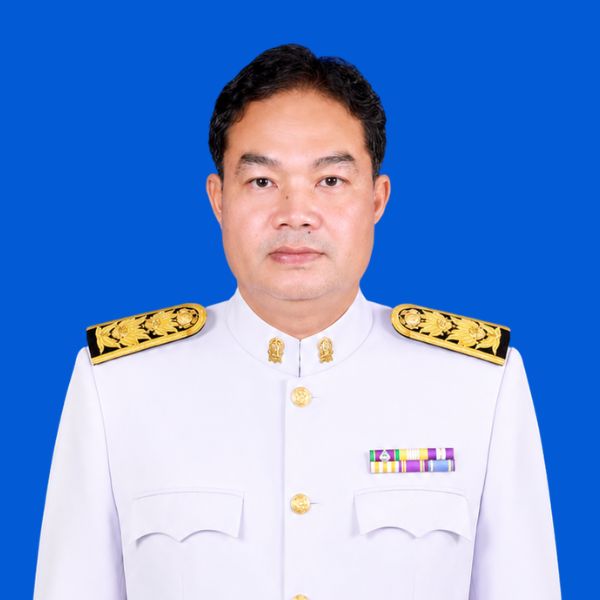 นายสมชาย สมัครเขตรการ 