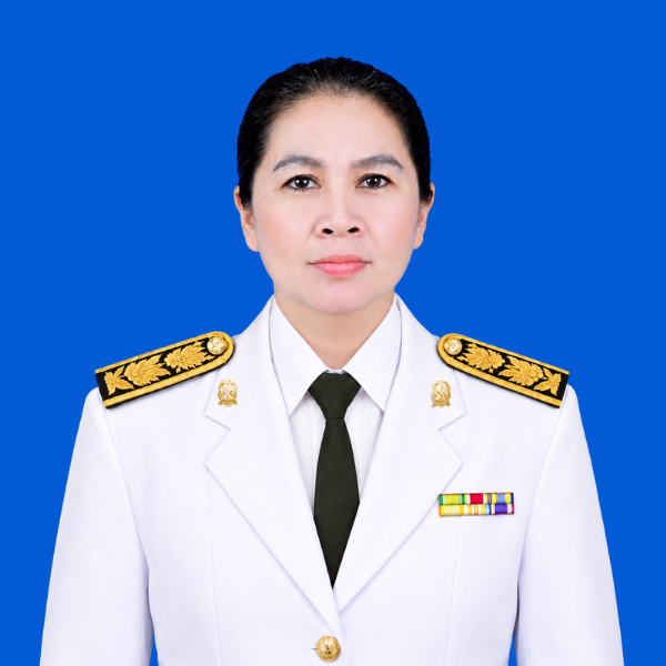 นางรัตติญา เชตพันธ์ 