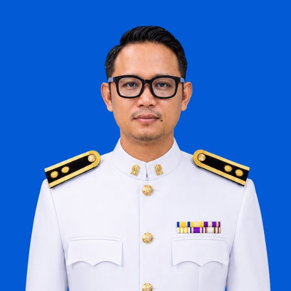 นายยุทธนง พรมบุตร 