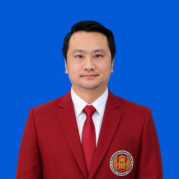 นายภาณุวัตร พูนขวัญ 