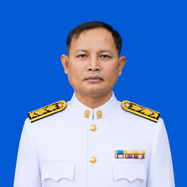 นายปรัชญา เยาวลักษณ์